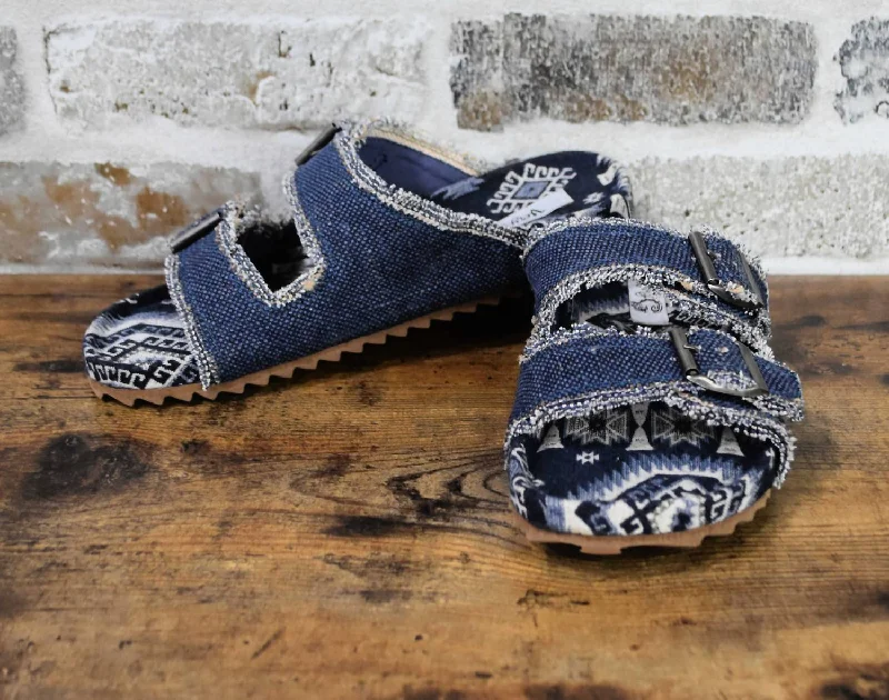 Women's Venus Slide Sandals In Navy