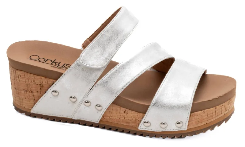 Weekend Offers That Tempt Women's Voyage Sandal In Silver